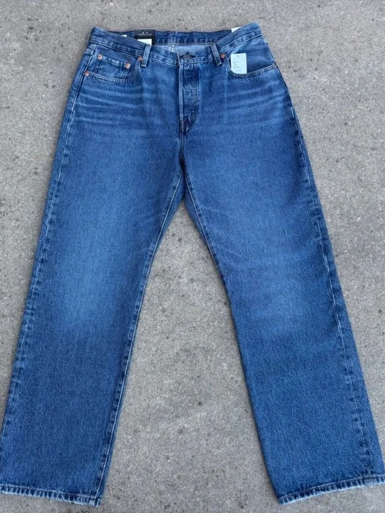 Brand New LEVI'S 501 90's MID RISE Medium Wash Boyfriend Jeans 29 W - Picture 2 of 8